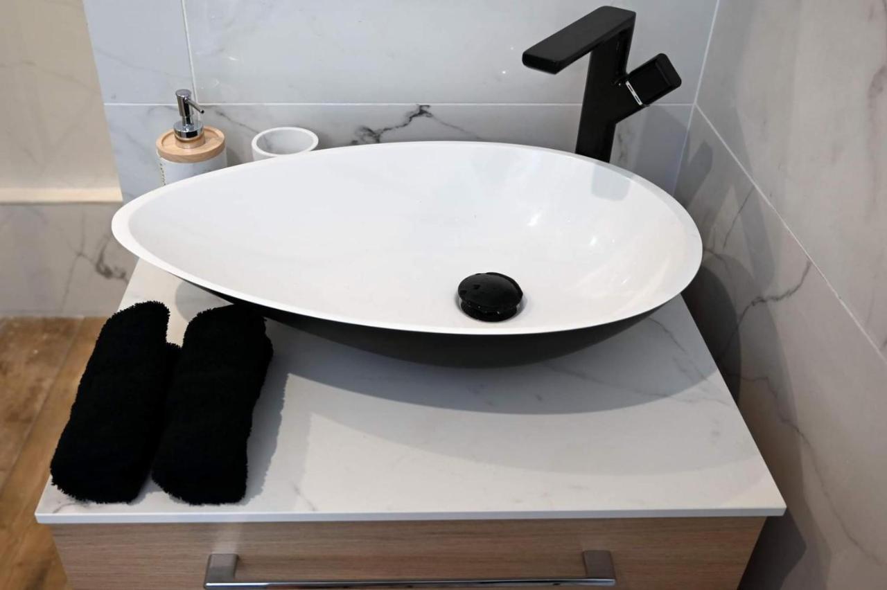 סנרי-סור-מר Appartement Cosy & Moderne A 180M De La Plage מראה חיצוני תמונה